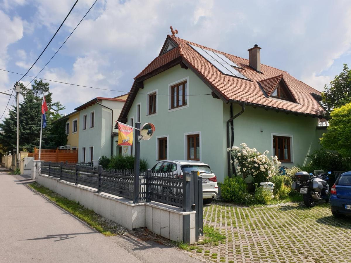 Gartenpension Prosl Vídeň Exteriér fotografie